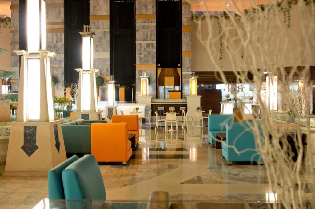 Ambassador City Jomtien Pattaya - Ocean Wing Praia de Jomtien Exterior foto