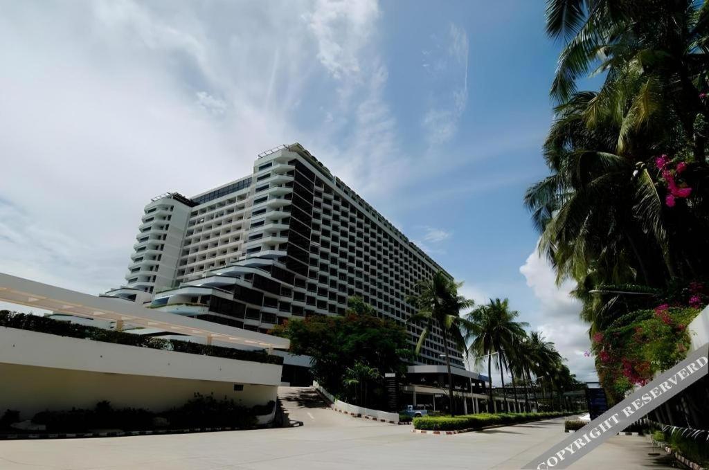Ambassador City Jomtien Pattaya - Ocean Wing Praia de Jomtien Exterior foto